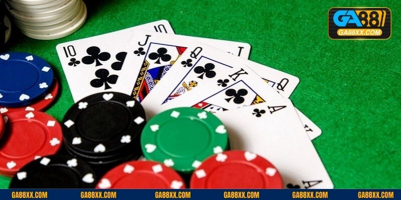Bật mí 6 chiến thuật chơi Poker Mậu Binh cực hay được cao thủ truyền lại